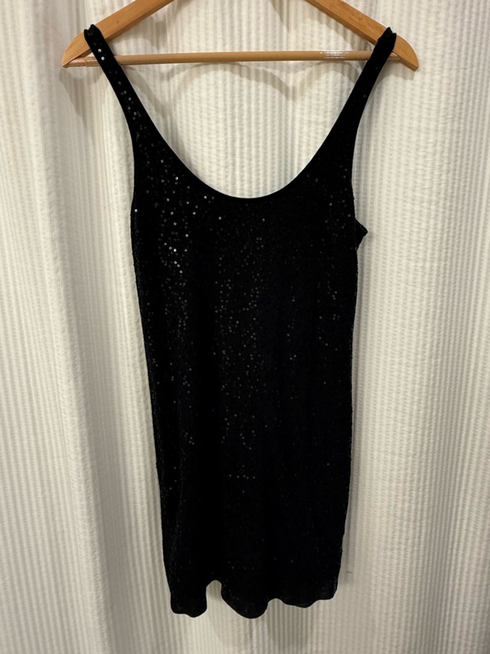 Express Black sequined Dreamweight TankTop - size Small
